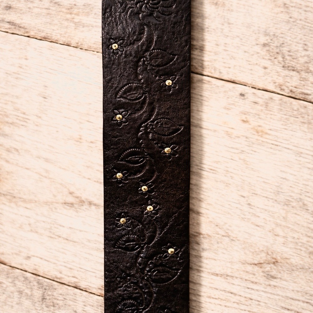 EUC! 🔥 VINTAGE 80s,90s Fossil Floral Tooled/Embossed Leather Belt Unisex - Picture 3 of 8